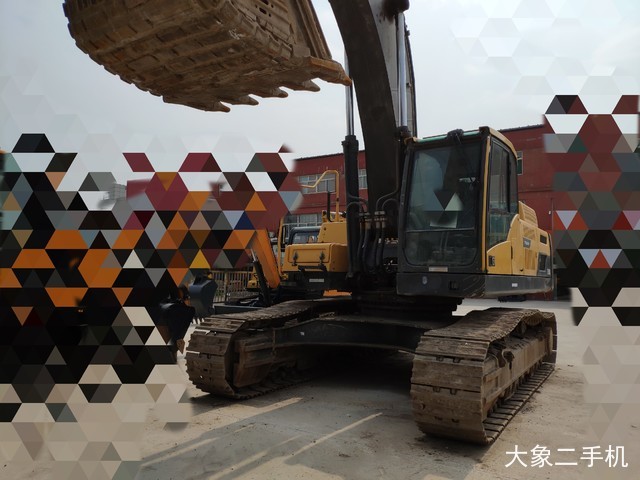 沃尔沃 EC380DL 挖掘机