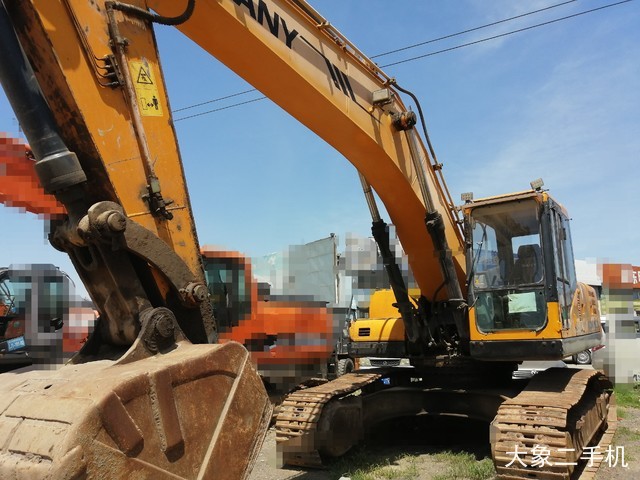 三一重工 SY285C 挖掘机