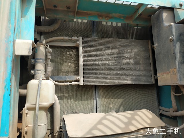 神钢 SK250-8 挖掘机