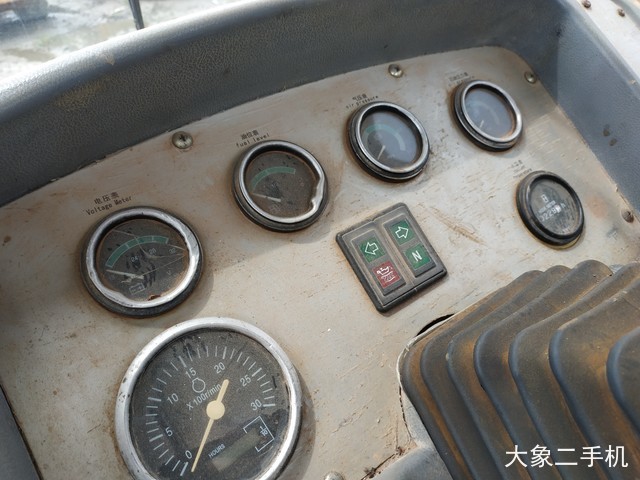 龙工 LG520B机械驱动 压路机