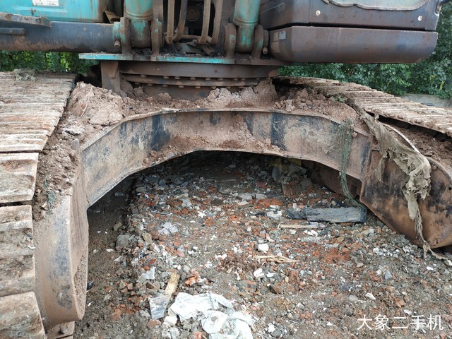 神钢 SK330-8 挖掘机