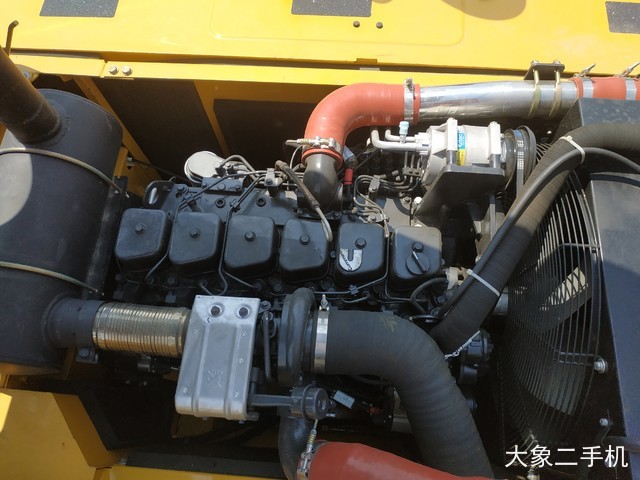 中联重科 ZE260E 挖掘机