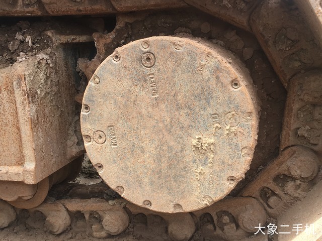 徐工 XE215D 挖掘机