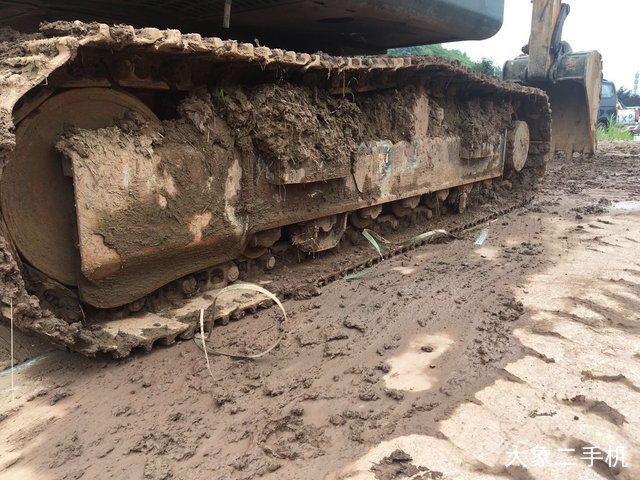 三一重工 SY135C 挖掘机