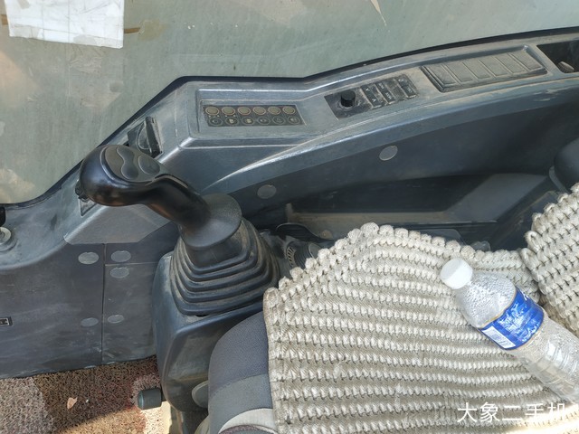 现代 R275LC-9T 挖掘机