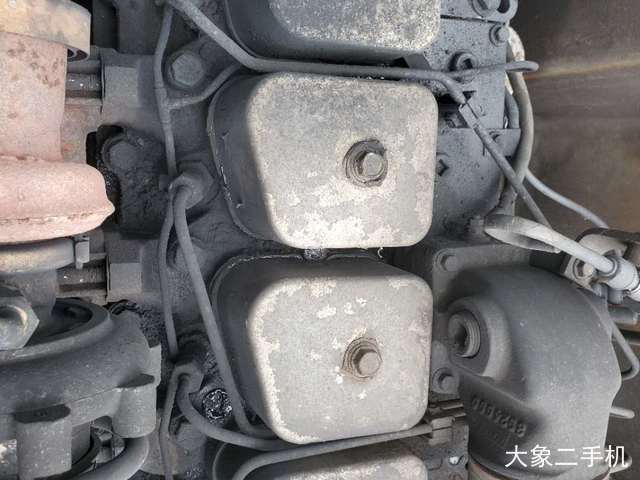 现代 R150W-7 挖掘机