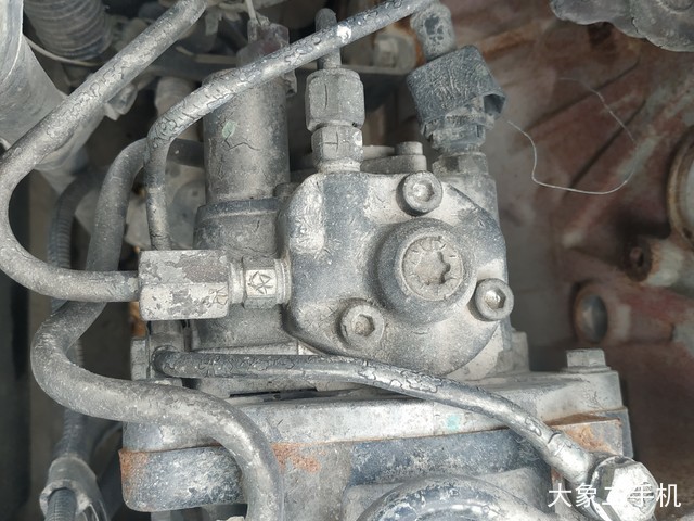 神钢 SK270D-8 挖掘机