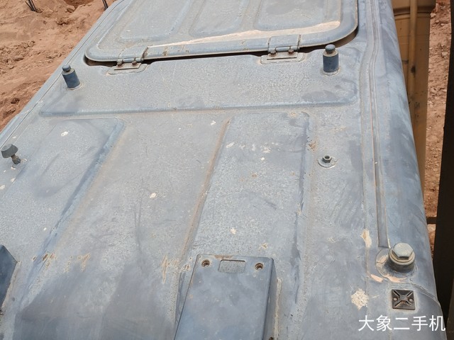 凯斯 CX300B 挖掘机