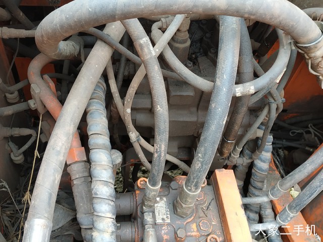 斗山 DX120 挖掘机