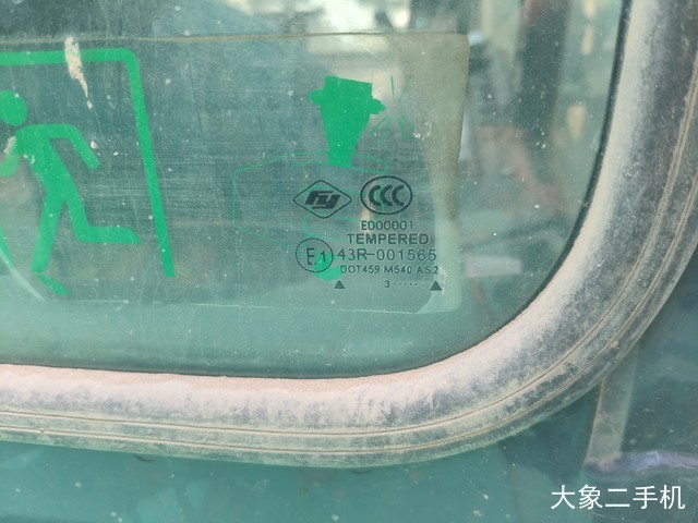 神钢 SK260LC-8 挖掘机