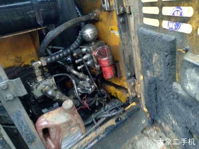 现代 R80-7 挖掘机