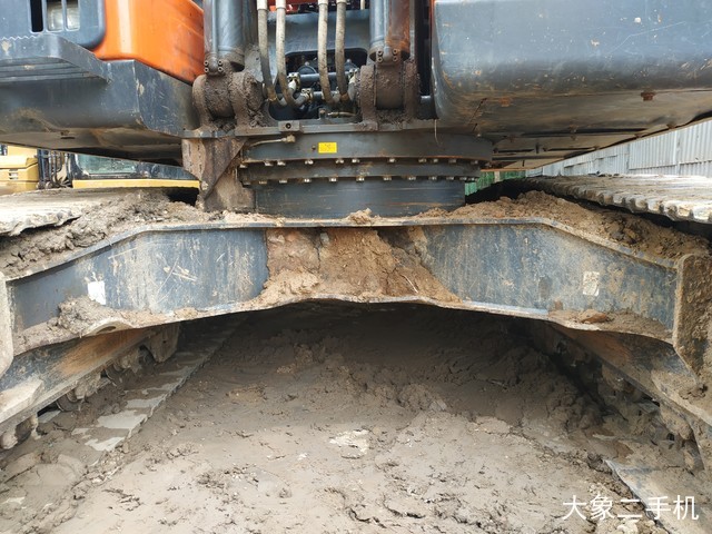 斗山 DX215-9C 挖掘机