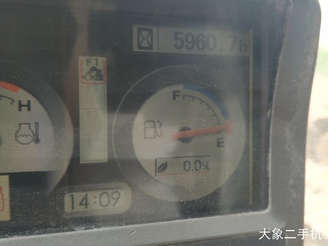 日立 ZX240LC-3 挖掘机