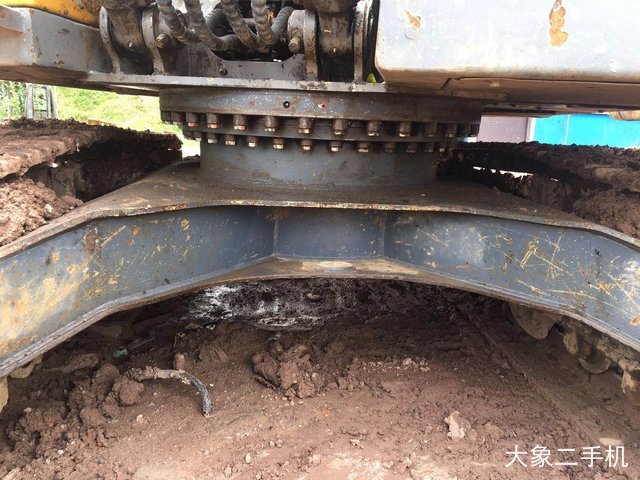 徐工 XE135B 挖掘机