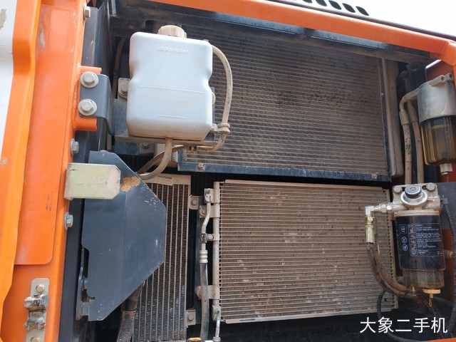 斗山 DX220LC-9C 挖掘机
