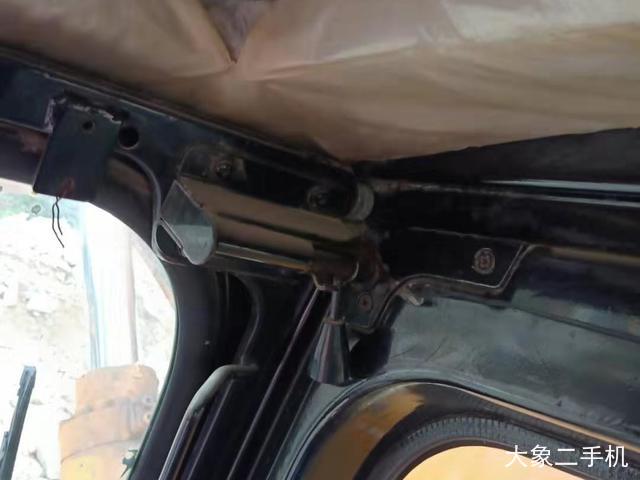 现代 R225LC-7 挖掘机