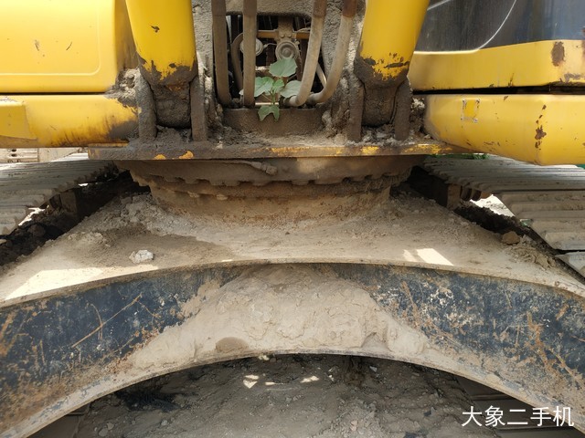 小松 PC220LC-6 挖掘机