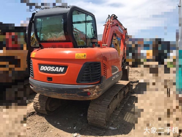 斗山 DX55-9C 挖掘机