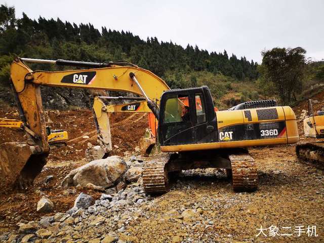 卡特彼勒 329D 挖掘机