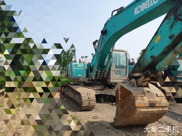 神钢 SK250LC-8 挖掘机