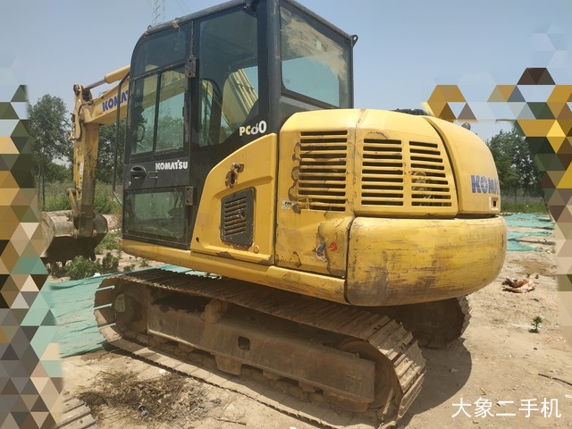 小松 PC70-8 挖掘机