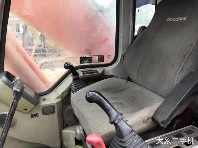斗山 DH225LC-7 挖掘机