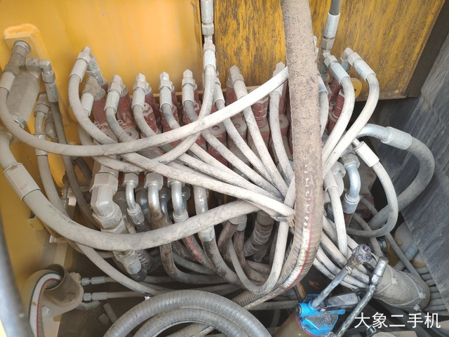 雷沃重工 FR60E 挖掘机