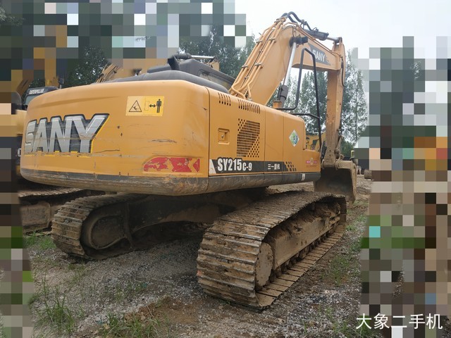 三一重工 SY215C-9 挖掘机