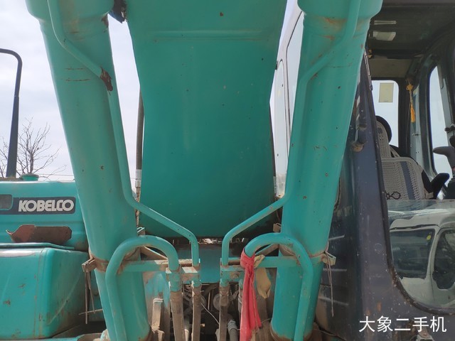 神钢 SK250LC-8 挖掘机