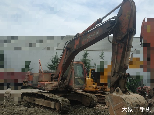 斗山 DH225LC-7 挖掘机