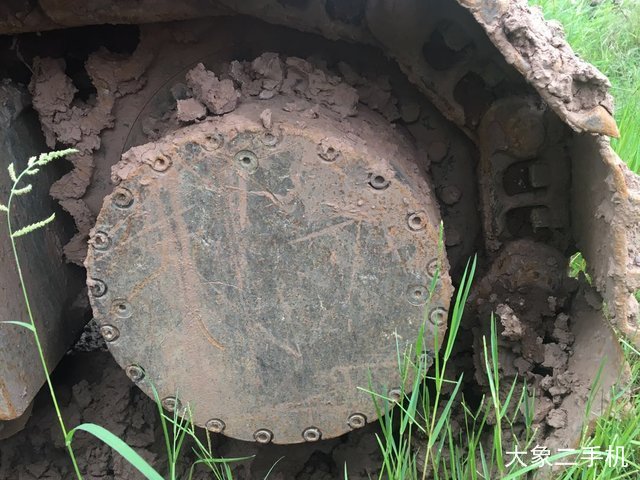 沃尔沃 EC210B 挖掘机