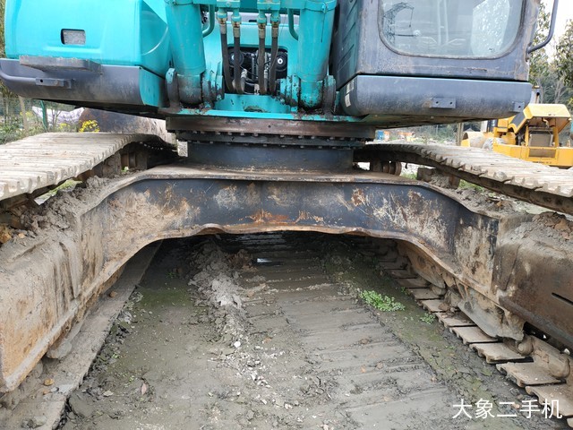 神钢 SK480LC-8 挖掘机