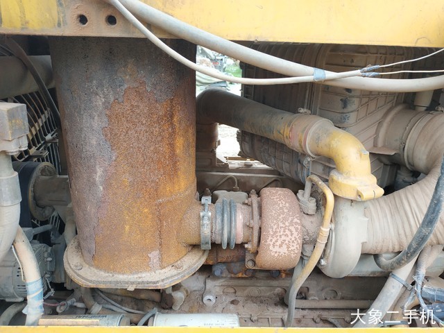 山推 SD16标准型 推土机