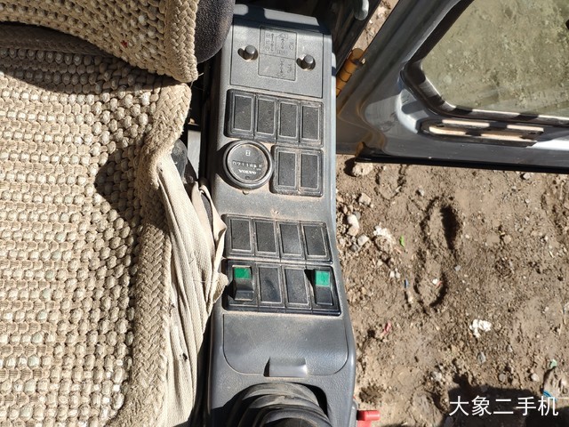 沃尔沃 EC290BLC 挖掘机