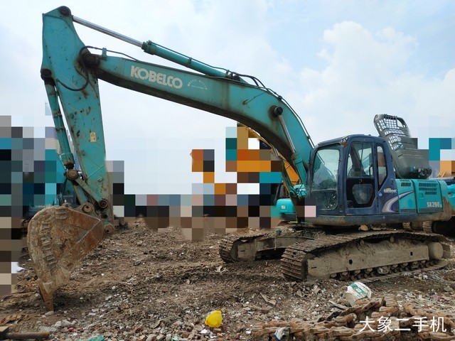 神钢 SK260LC-8 挖掘机