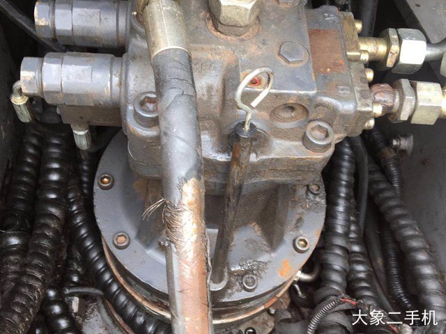 徐工 XE135B 挖掘机