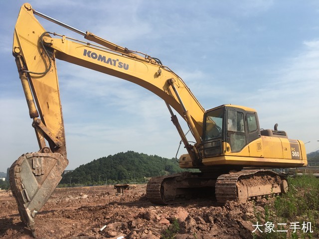 小松 PC300-7 挖掘机