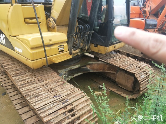 卡特彼勒 320D液压 挖掘机