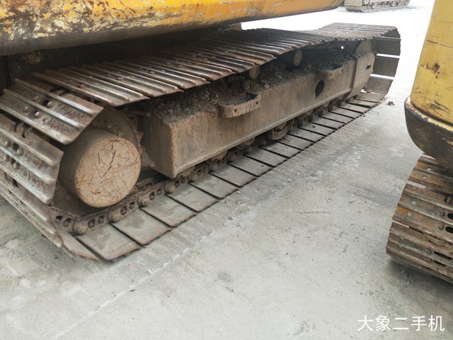 龙工 LG6150 挖掘机