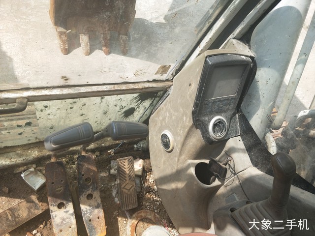 中联重科 ZD230-3 挖掘机