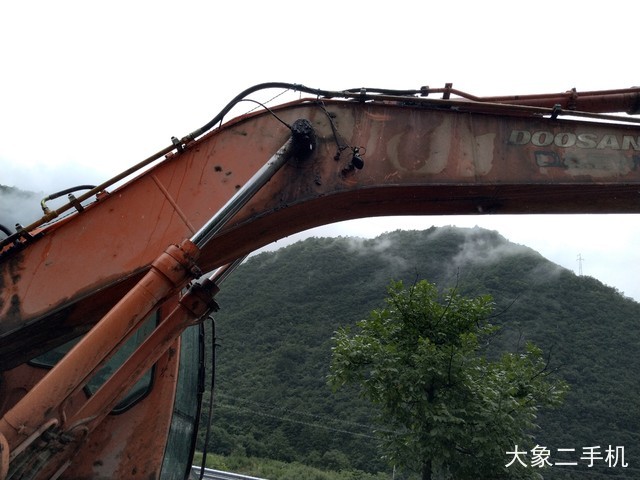 斗山 DH225LC-7 挖掘机