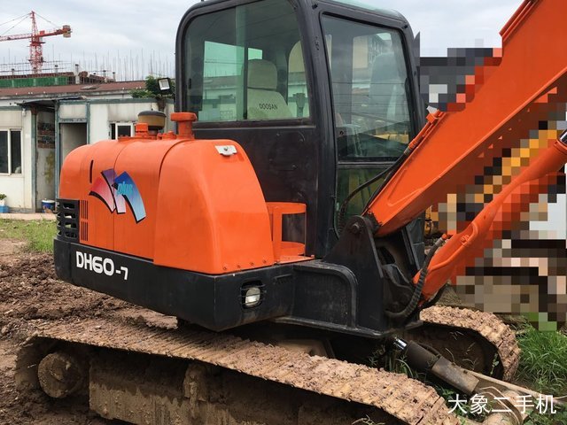 斗山 DH60-7 挖掘机