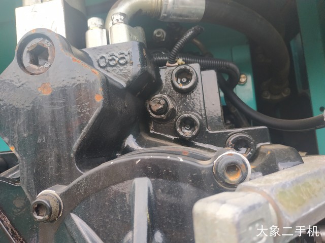 神钢 SK480LC-8 挖掘机