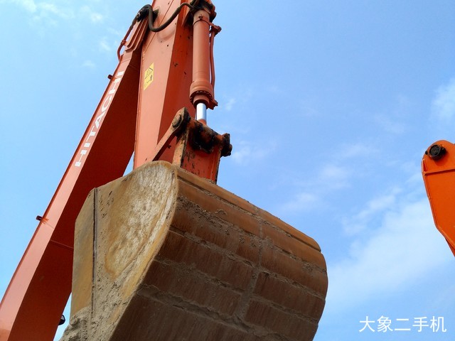 日立 ZX300-5A 挖掘机