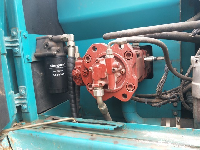 山河智能 SWE230LC 挖掘机