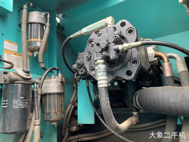 神钢 SK260LC-8 挖掘机