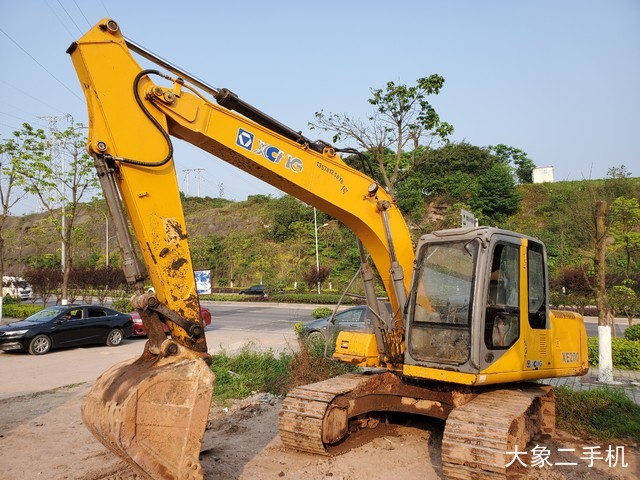 徐工 XE150D 挖掘机