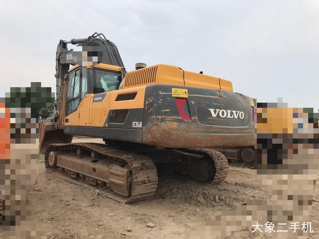 沃尔沃 EC350D 挖掘机