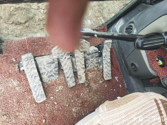 卡特彼勒 329DL 挖掘机