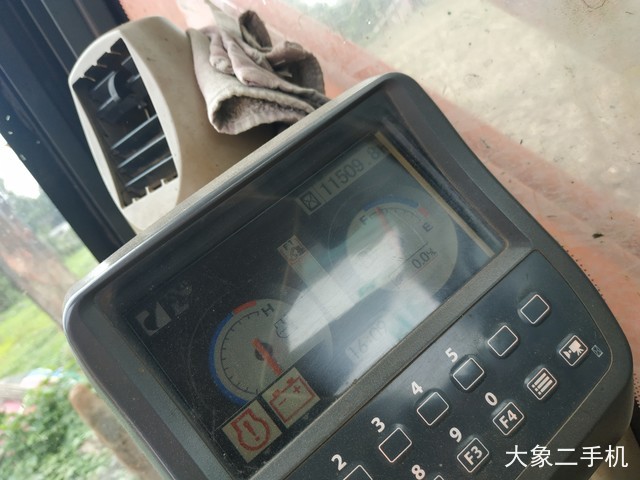 日立 ZX240LC-3 挖掘机